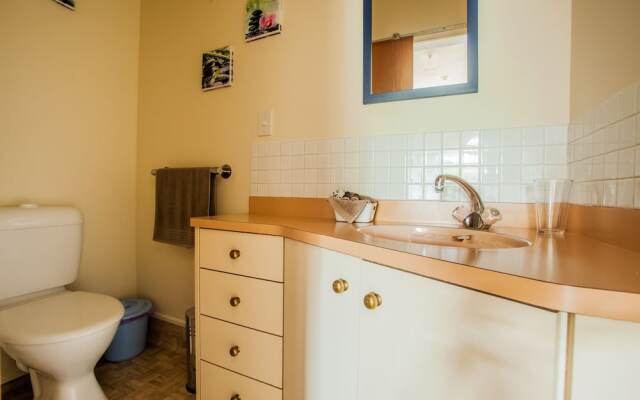 Ocean View Raglan Bed & Breakfast