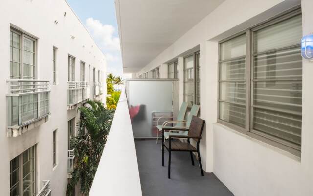 Strand Ocean Dr Suites by SV Rentals