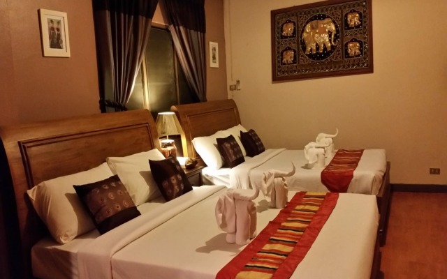 Baanplaidoi Resort
