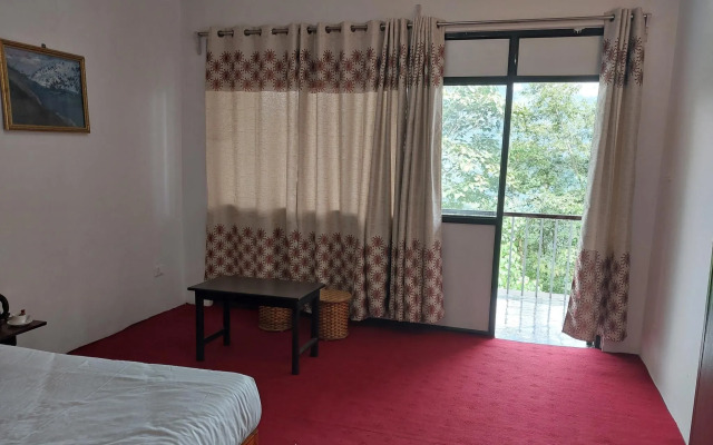 Norbulingka Retreat