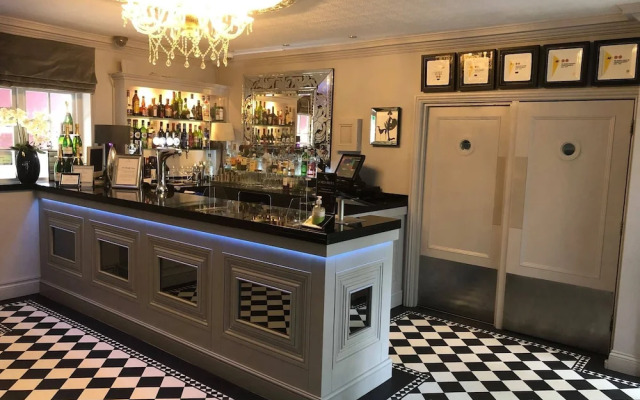 Lord Bute Hotel & Restaurant