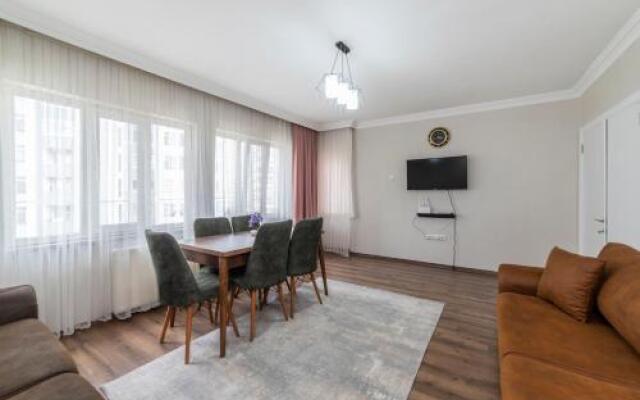 Centrally located 2 bedroom apt with Netflix