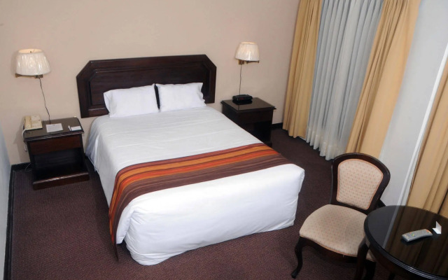 New Corpac Hotel