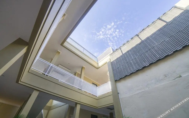 RedDoorz Near Uniba Banyuwangi