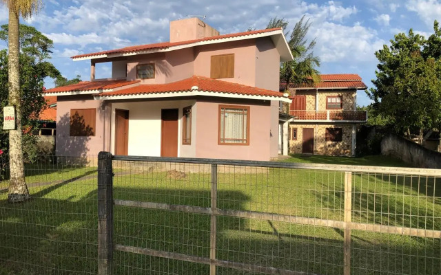 Linda casa 100 metros do mar -F12