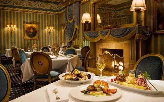 Monterey Bay Inn
