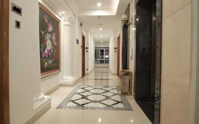Le Duy Grand Hotel