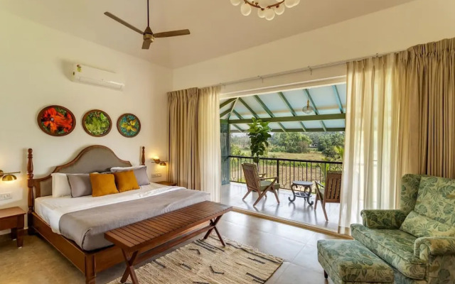 Field View Villa With Pool Perfect for Big Groups
