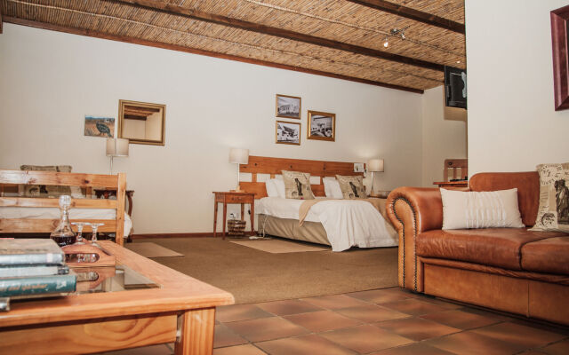 Aan de Oever Guesthouse