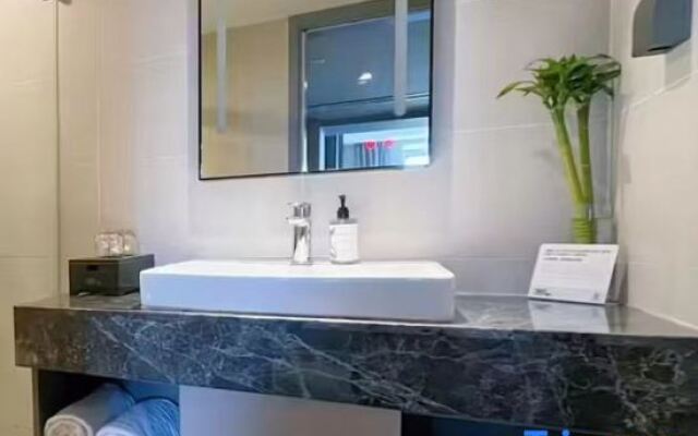 Rujia Business Hotel Beijing Huguo Temple Ping'anli Subway Station Branch