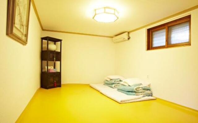 Mumum Hanok Guesthouse