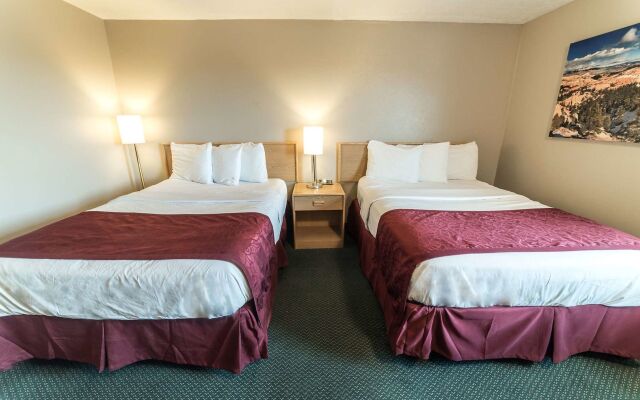 Red Ledges Inn