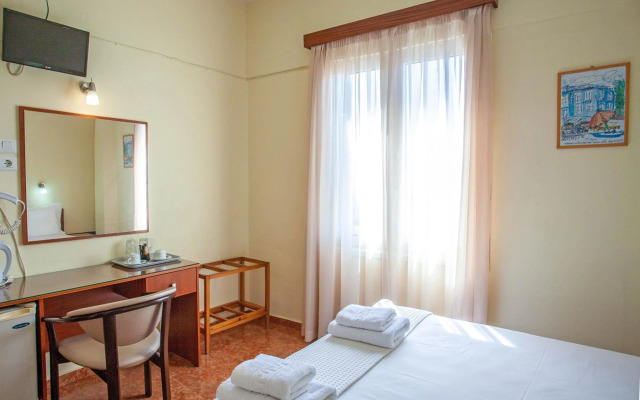 Lucia Hotel