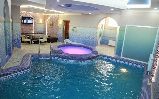 Zarafshan Grand Hotel