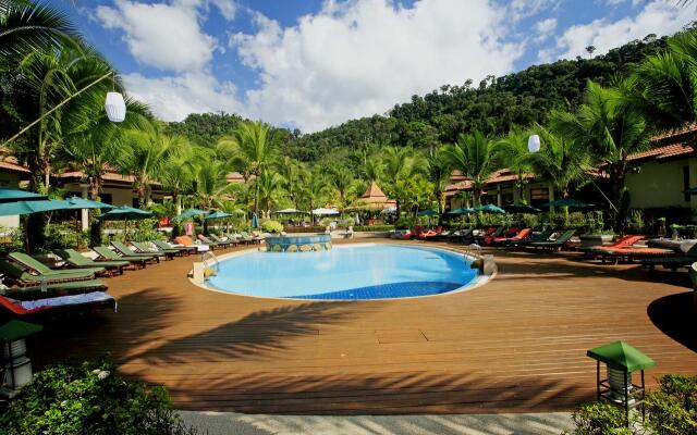 Khaolak Bay Front Resort