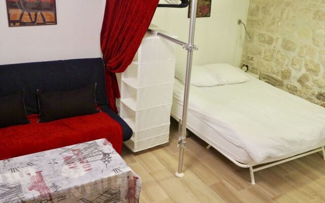 Alcaline - Montorgueil