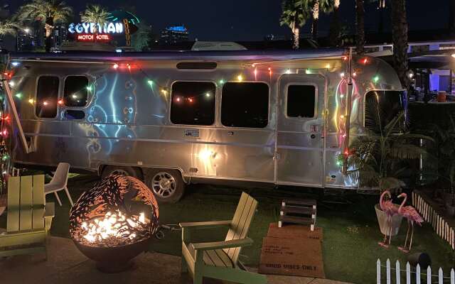 Egyptian Motor Hotel, Bw Signature Collection