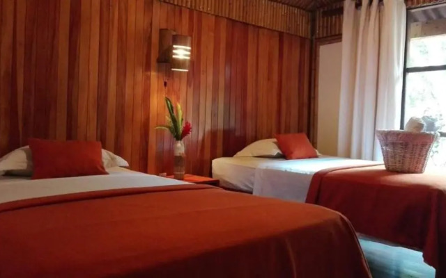 Gad Gha Kum - El Mensajero Lodge