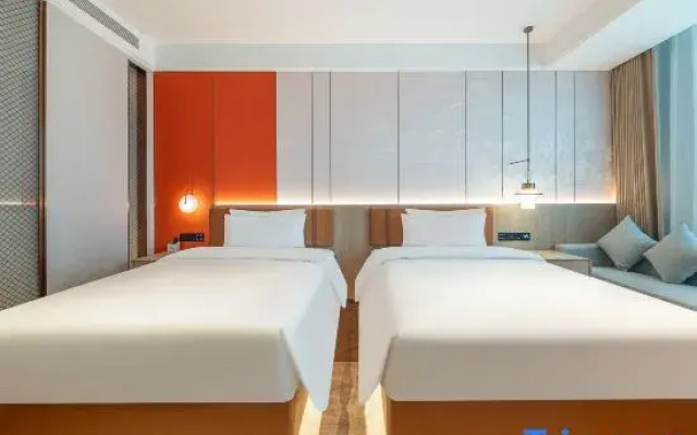 Licheng Huasheng International Hotel (Qemushi County Government Branch)