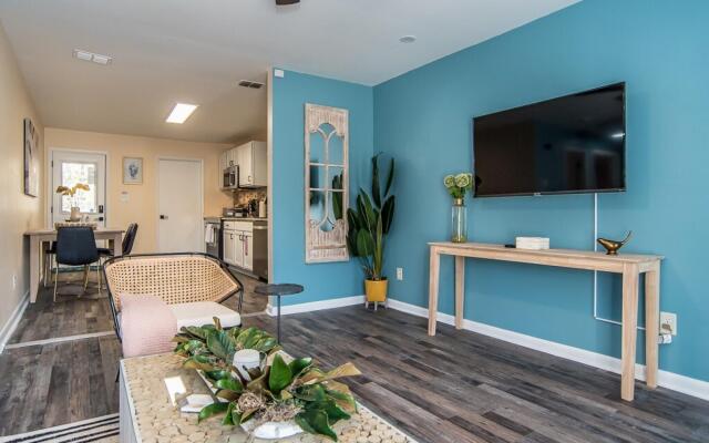 905 Fayetteville Oasis