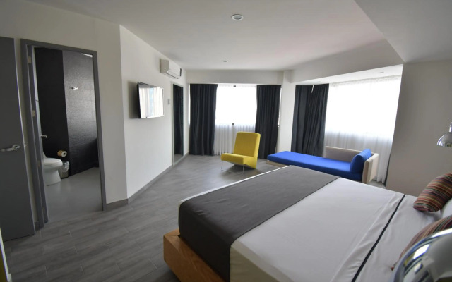 Perla Central Hotel