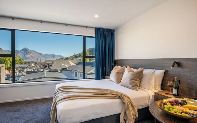 Luxe Suites and Apartments