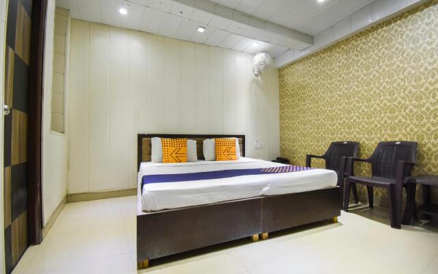 SPOT ON 66660 RS Guest House