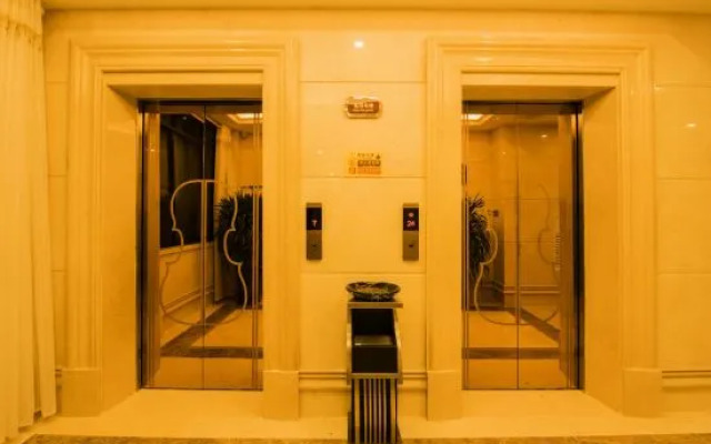Venus Royal Hotel (Guilin Airport)