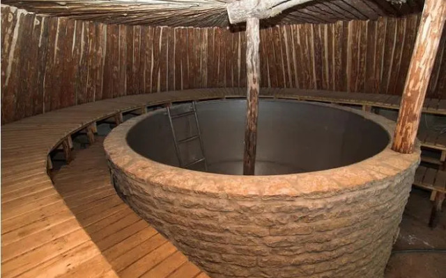 Raudsilla Entertainment Complex