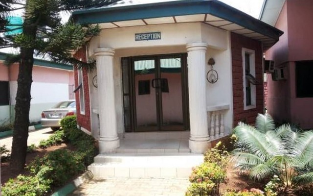 Garentiti Apartment - Silver Room in Asaba, Nigeria