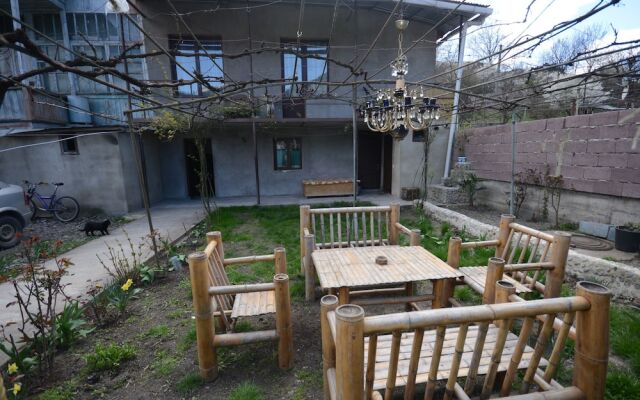 guesthouse metreveli