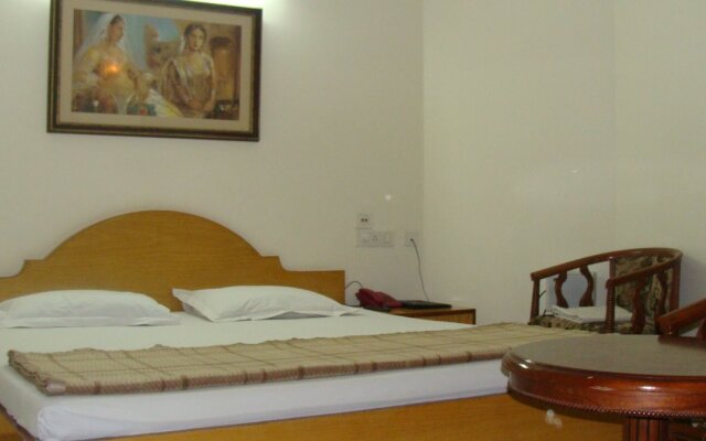 Madhuvan Hotel