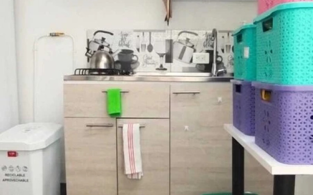 Hostel Metro Floresta Alojamiento