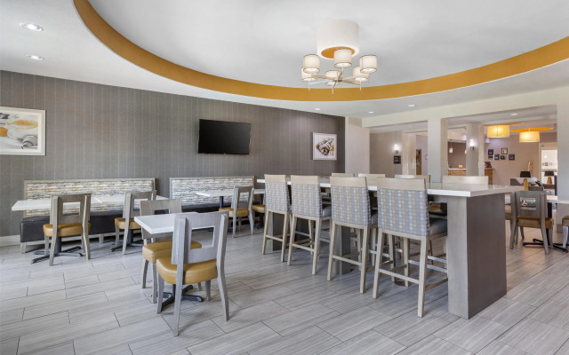 Best Western Plus Lampasas Inn & Suites