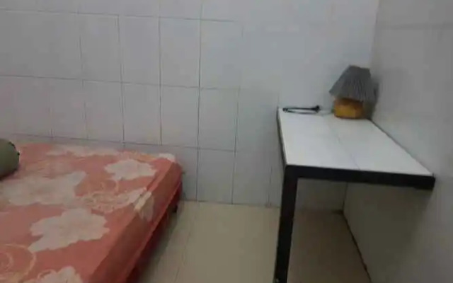 SPOT ON 3228 Kost Ham