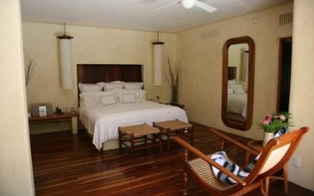 El Tamarindo Beach & Golf Resort