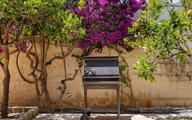Inviting Holiday Home in Ragusa With Patio and Garden