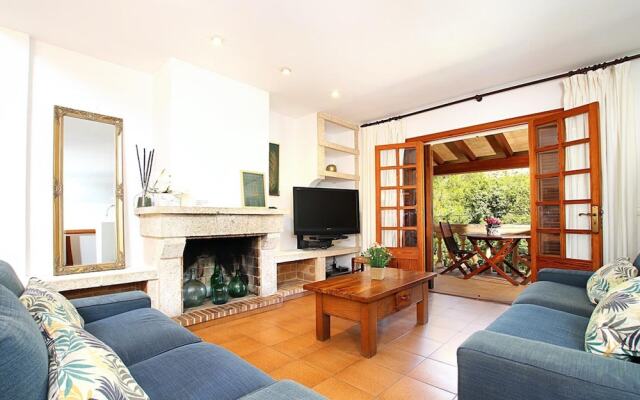 Villa - 4 Bedrooms with Pool and WiFi - 108763