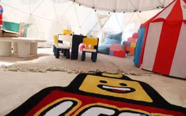 Honey Vacation Manor