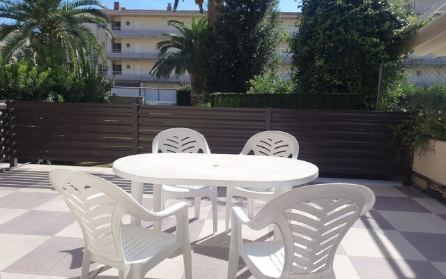 Payet Apartments 2-4 Personas