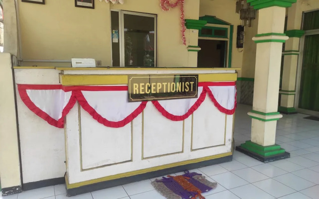 OYO 93048 Hotel Puri Mandiri