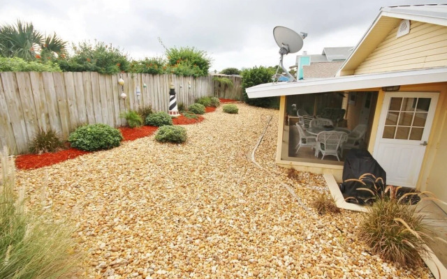 Seaside Hideaway Apartment 3