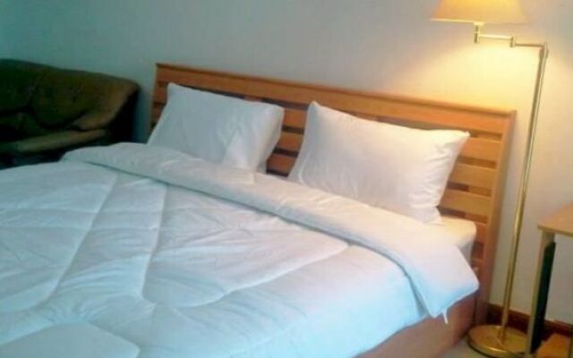 Backpacker's Rooms