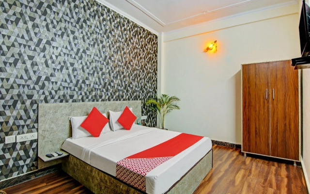 Oyo 47394 Hotel Green Olive