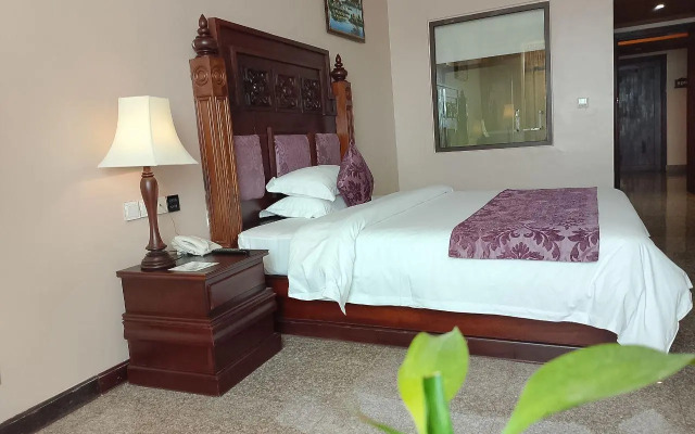 Phnom Penh Era Hotel