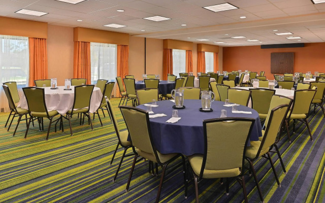 Fairfield Inn & Suites by Marriott Denver Aurora / Parker