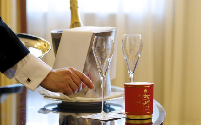 The Wellesley Knightsbridge, A Luxury Collection Hotel