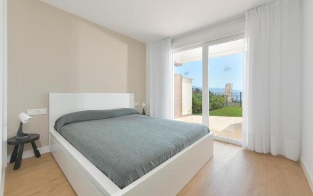 Olee Torrox Costa Holiday Rentals