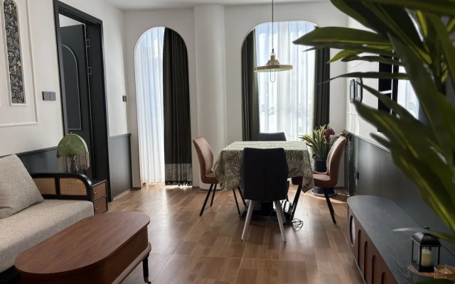 Vishan Garden Trendy Hostel