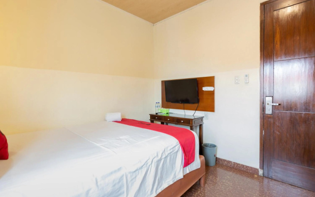 RedDoorz near Halim Perdanakusuma 3 – Guest Rooms – Jakarta